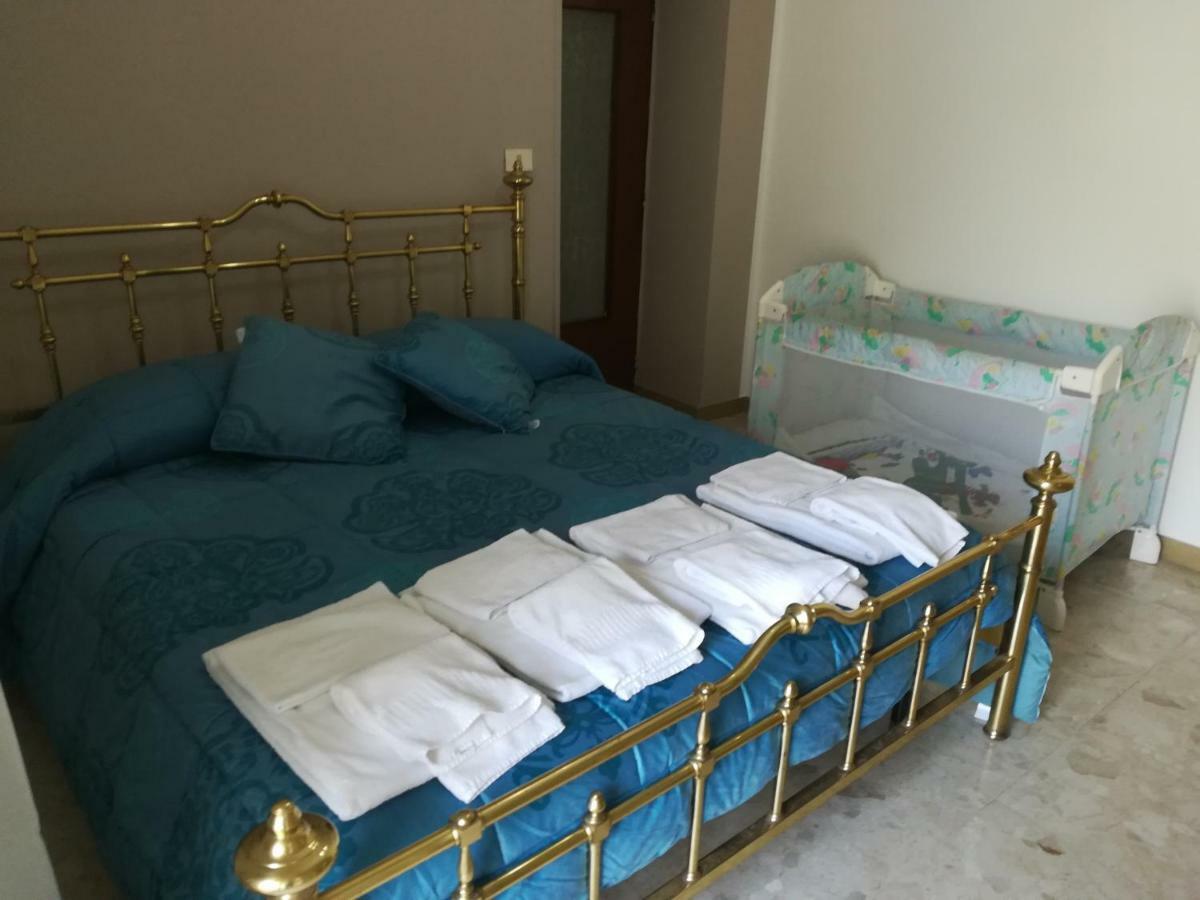 Napoli Bed & Fly Naples Exterior photo